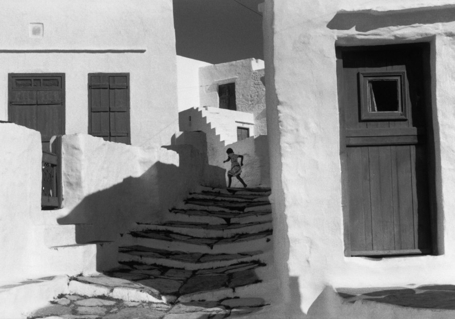 Henri Cartier-Bresson : Henri Cartier-Bresson : Biography