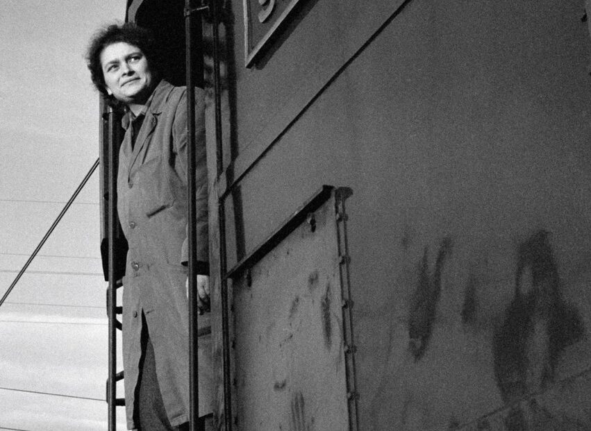 Une image, des images : Une image, des images #16 | Des métiers et des femmes of Martine Franck by Hélène Giannecchini : In this sixteenth episode, Hélène Giannecchini, author and art historian, tells the story of Martine Franck’s 1991 series Des métiers et des femmes.